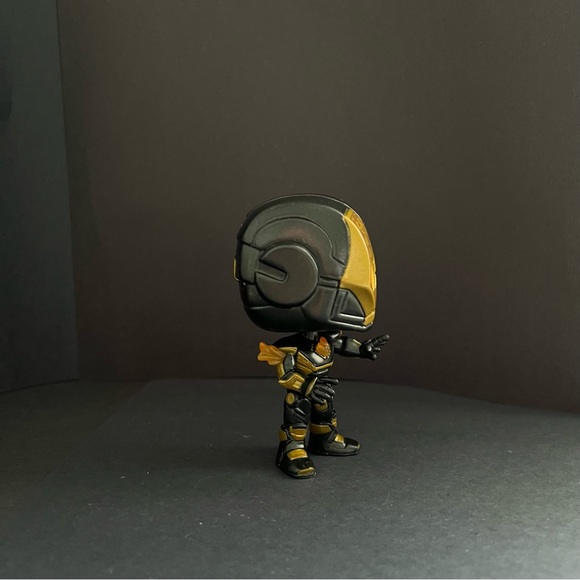 Funko Pop Midnight Suns Iron Man - Picture 2 of 5